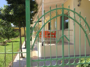 Relax Apartments, Garden & Beach